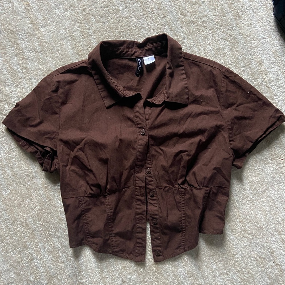 H&M Divided Crop Top